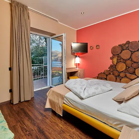 Hotel Eden 3*