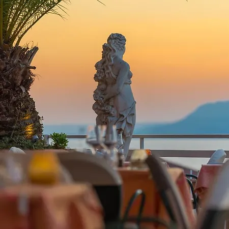 Eden Hotel 3*